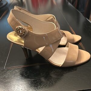 Michael Kors Joselle patent leather pumps size 9M